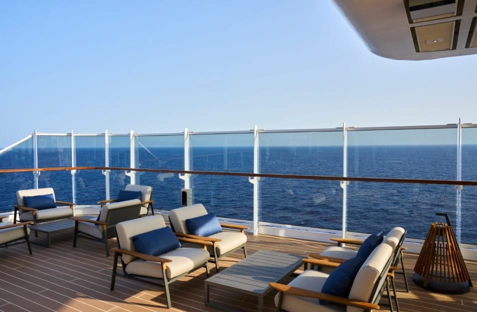 Explora Journeys EXPLORA III Sky Bar On 14 6.jpg